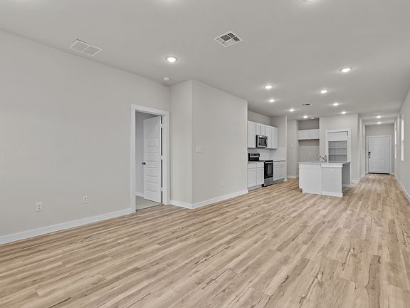 7th image of this home