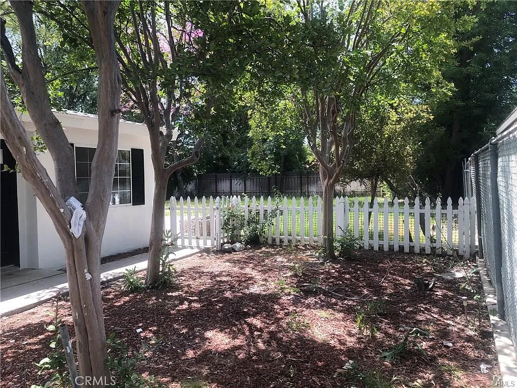 2 bed, 1204 sqft, $8,000 — Photo 4