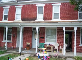 426 Locust St, Burnham, PA 17009