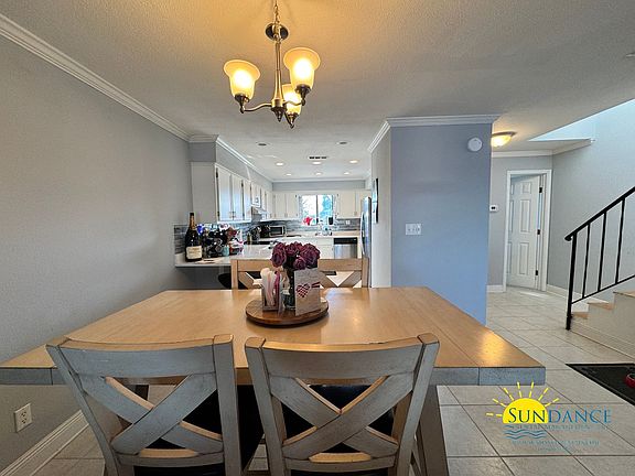 3rd image of 810 Eglin Pkwy NE Unit 8