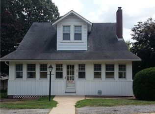 44 Hillside Rd, Newport, DE 19804