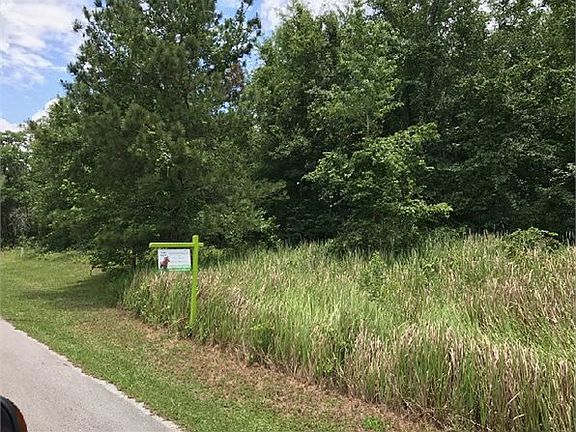 5th image of Savannah Oaks Dr