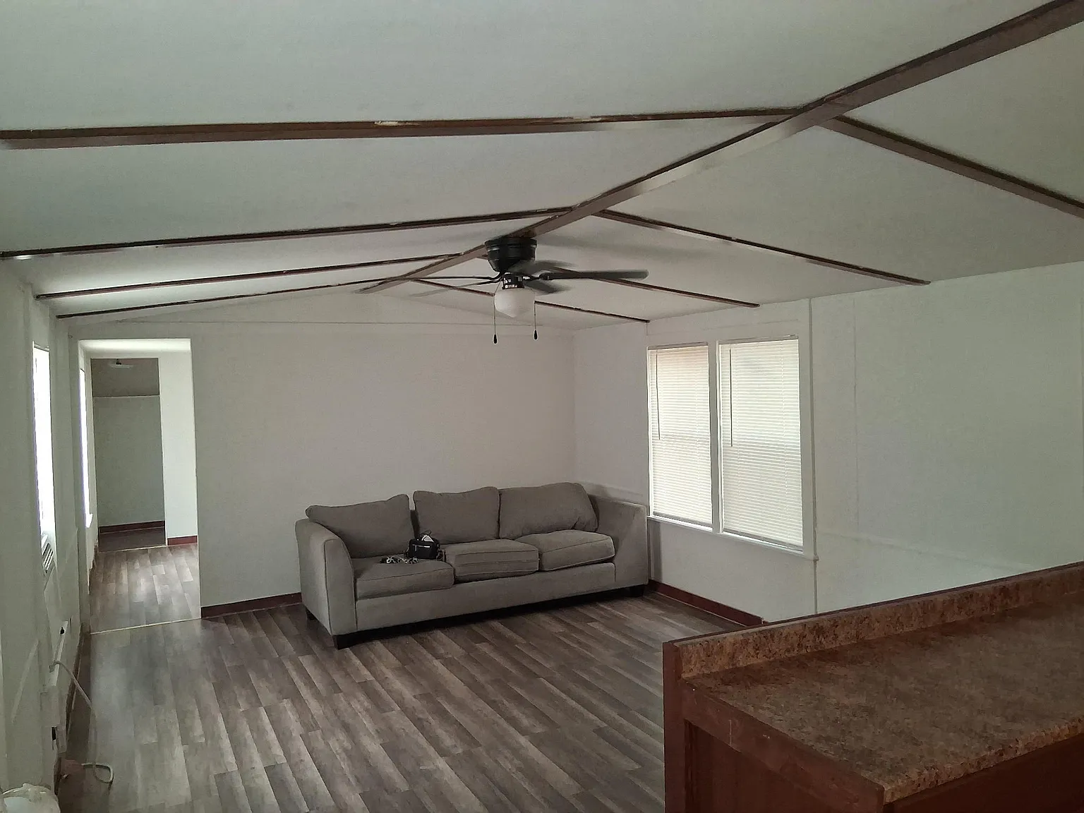 513 Winship Rd — Photo 2