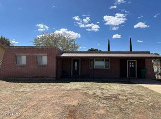 211 N Fairbanks St, Huachuca City, AZ 85616