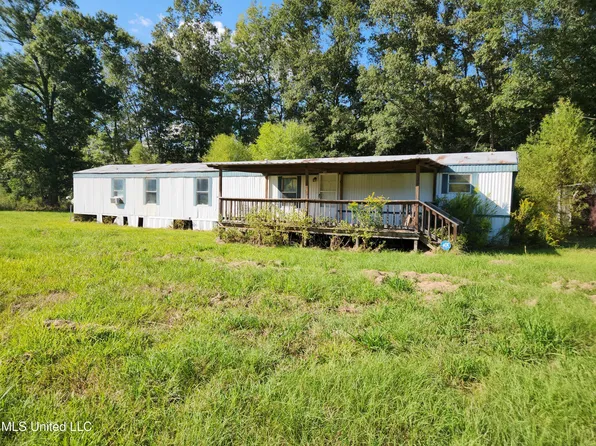 118 Meadow Woods Rd, Florence, MS 39073