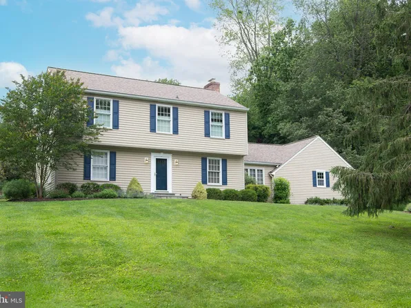 4200 Ravenhurst Cir, Glen Arm, MD 21057