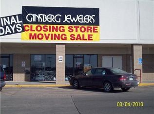 1468 Twixt Town Rd, Marion, IA 52302