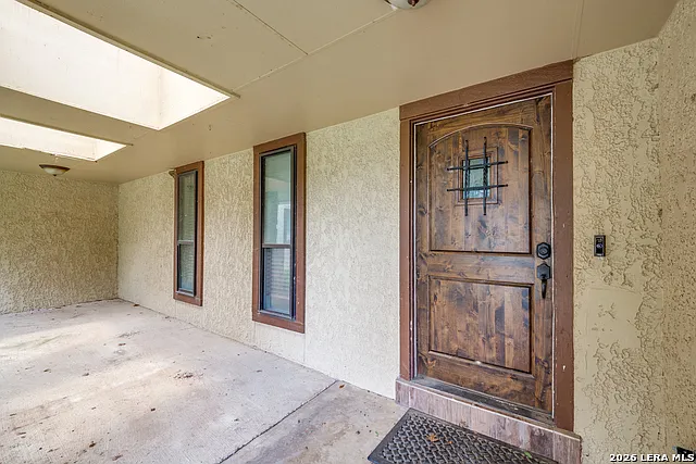 3 bed, 2.0 bath, 1765 sqft, $2,195 — Photo 4