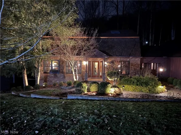 905 Center Ct, Zanesville, OH 43701