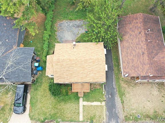 2nd image of 811 Marvin Ave