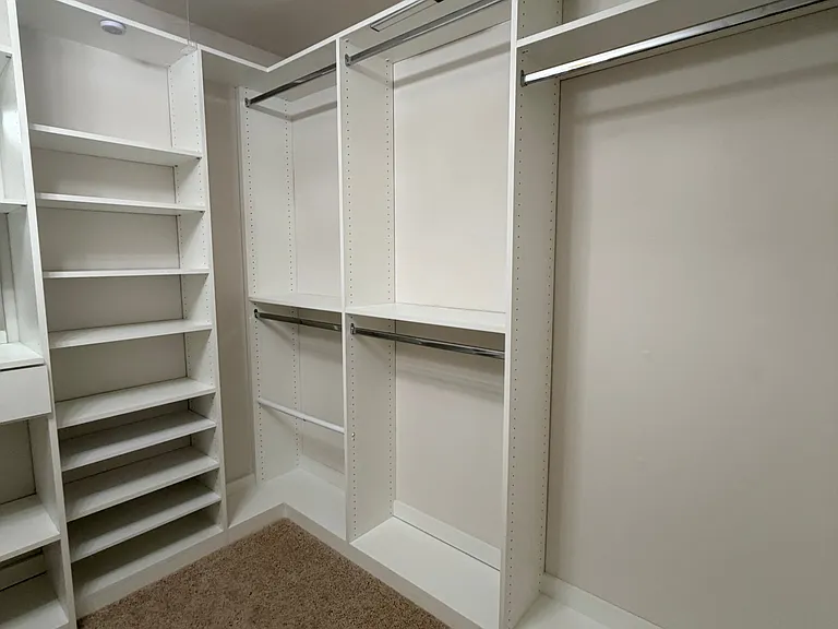 1121 Tilburn Ter — Photo 30