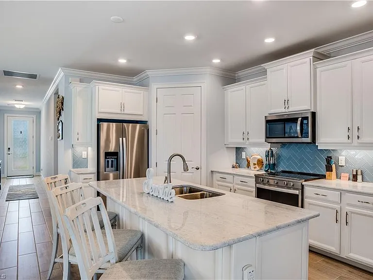 14471 Stillwater Way — Photo 6