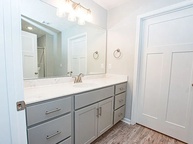 500 Eagle Pointe Dr — Photo 23