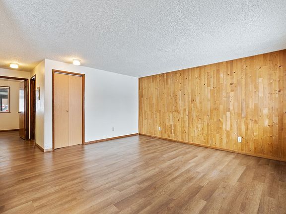 3rd image of 314 N Lefevre St #519-102