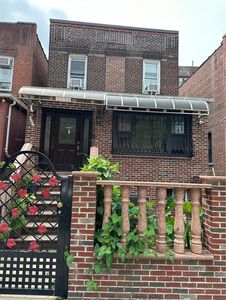 2032 Benedict Avenue, Bronx, NY, 10462