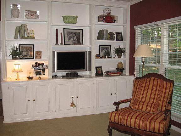 Built-in Bookcase in Family Room