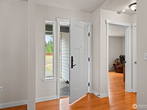 3rd image of 17133 123rd Court SE