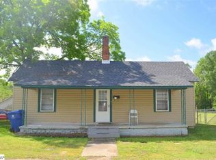 623 Gray St, Woodruff, SC 29388