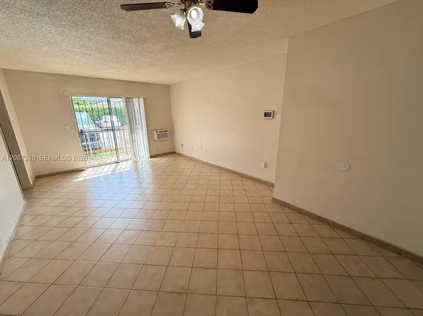 4713 NW 7th St, Miami, FL