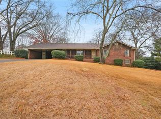 42 Benham Cres, Cartersville, GA 30120