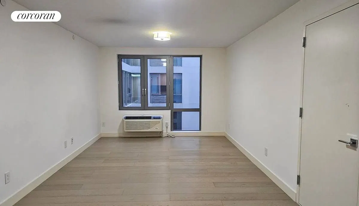 2128 Ocean Ave — Photo 3