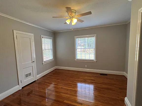 1710 Springer St — Photo 10