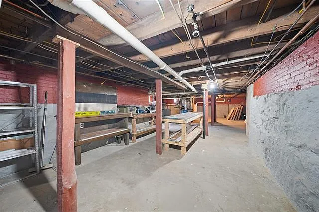 260 S Main St #1 — Photo 15