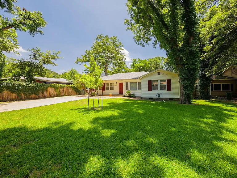 4505 Elwood Rd — Photo 4