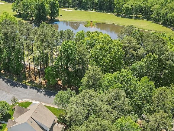 5th image of 400 Parview Pl