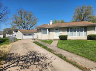 2314 46th Street Ct, Rock Island, IL