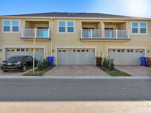 2nd image of 2919 Windmill Dr