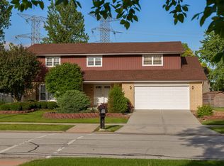 15509 Sunset Ridge Dr, Orland Park, IL