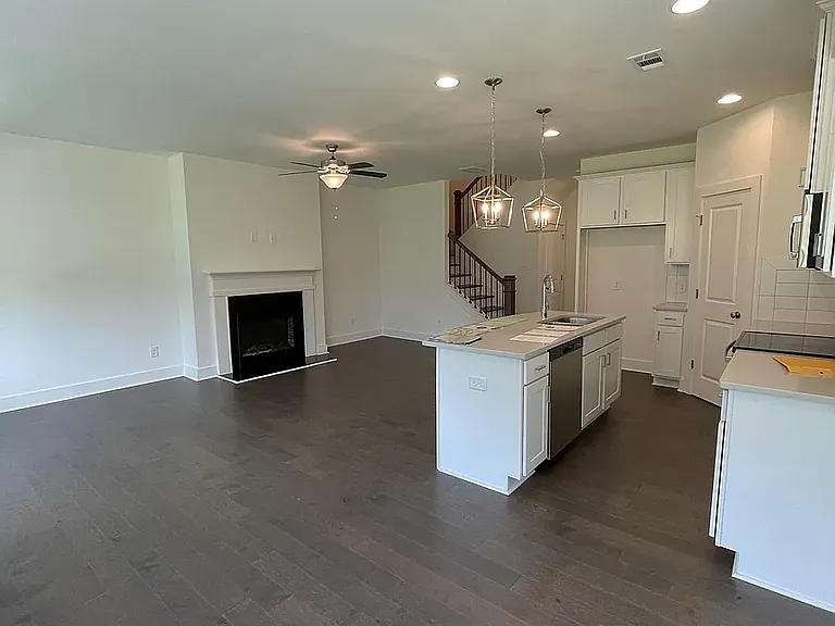 332 Auburn Valley Way — Photo 3