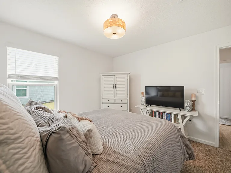 289 Gray Owl Dr W — Photo 21