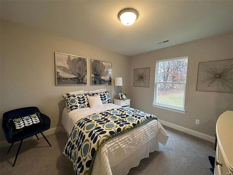 271 Lakeview Farms Dr — Photo 13