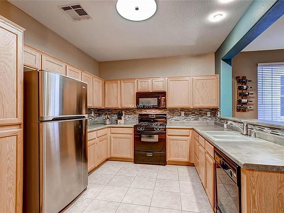 5th image of 7725 Crystal Village Ln