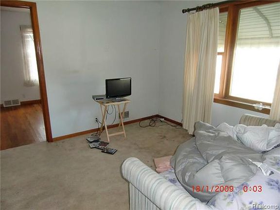 2nd image of 14838 Toledo St