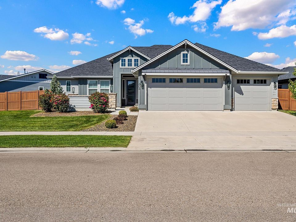 1st image of 404 S Aspen Lakes Way