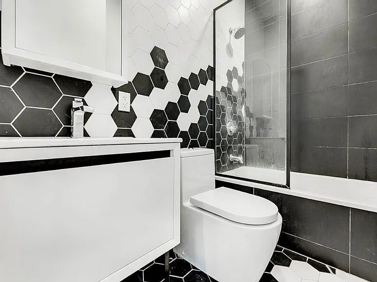 2717 Snyder Ave #1F — Photo 4