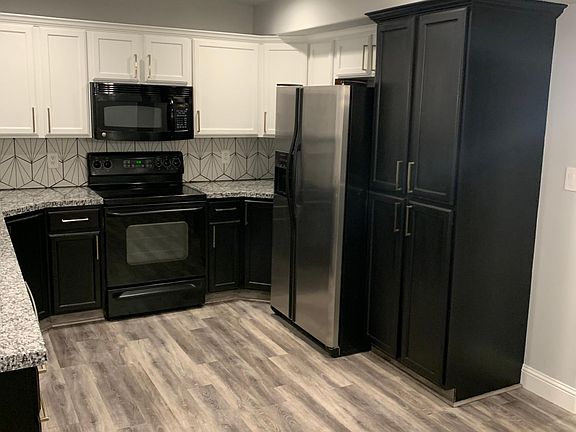 3rd image of 10462 N Morgan Blvd