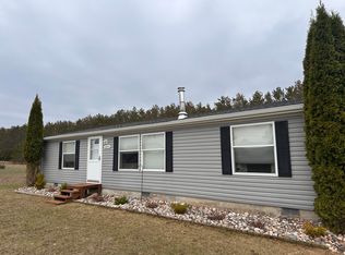 16843 Finch Trl, Lake Ann, MI 49650