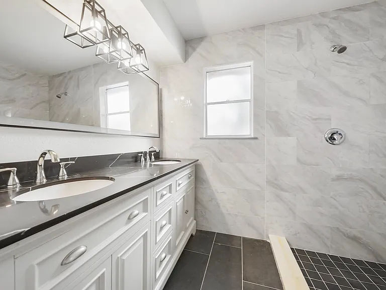14202 Piping Rock Ln — Photo 13