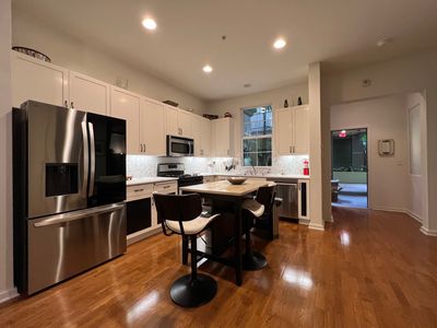 13020 Pacific Promenade UNIT 104, Playa Vista, CA, 90094