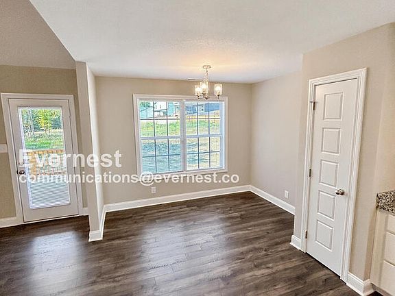 3rd image of 100 Banagher Ct
