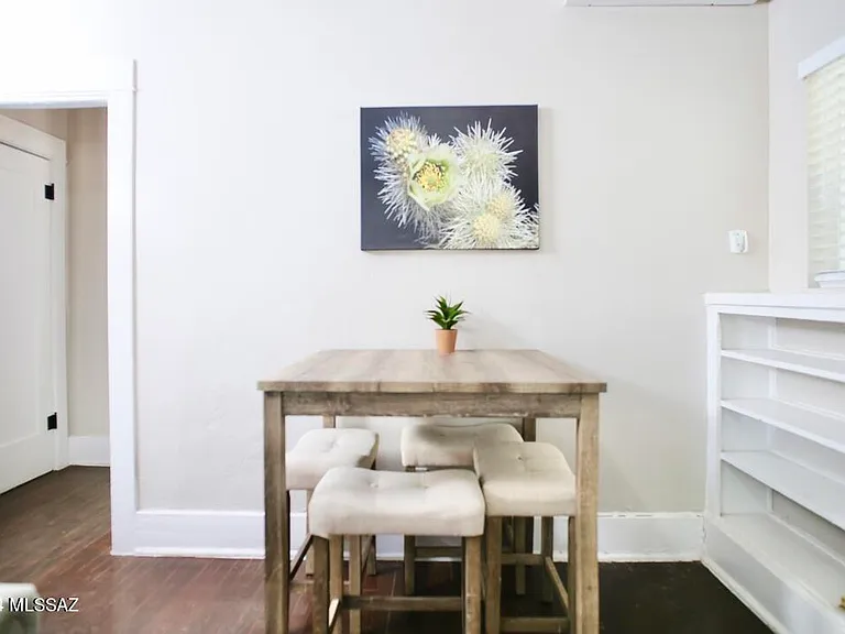 12 E University Blvd #12 — Photo 7