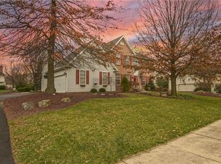 6470 Sauerkraut Ln, Macungie, PA 18062