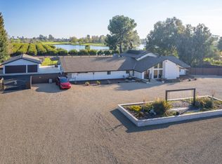 11735 E Santa Ana Ave, Clovis, CA 93619