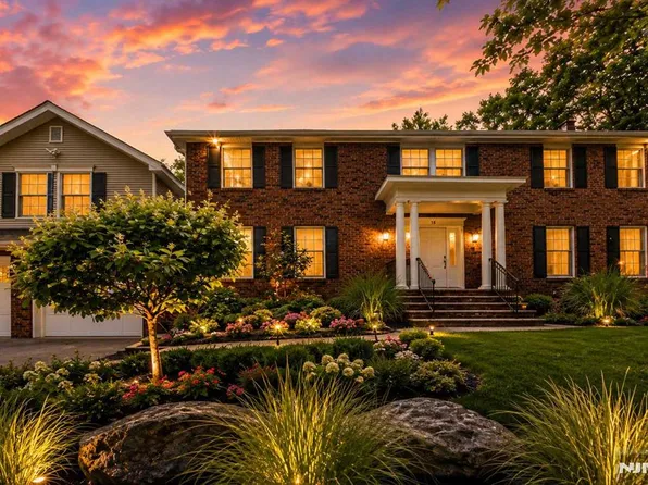 18 Monument Ln, Alpine, NJ 07620