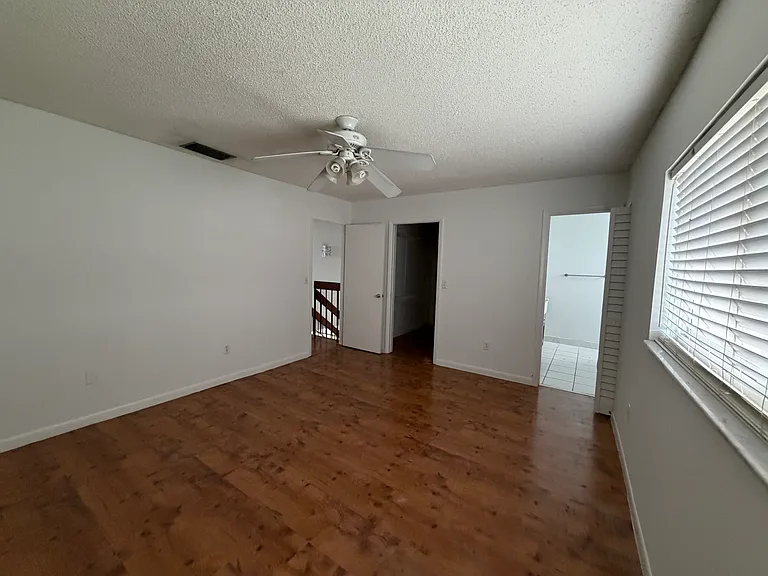 6900 SW 104th Ct — Photo 8
