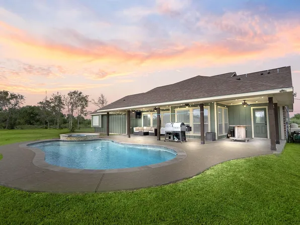16941 Cowan Road, Alvin, TX 77511